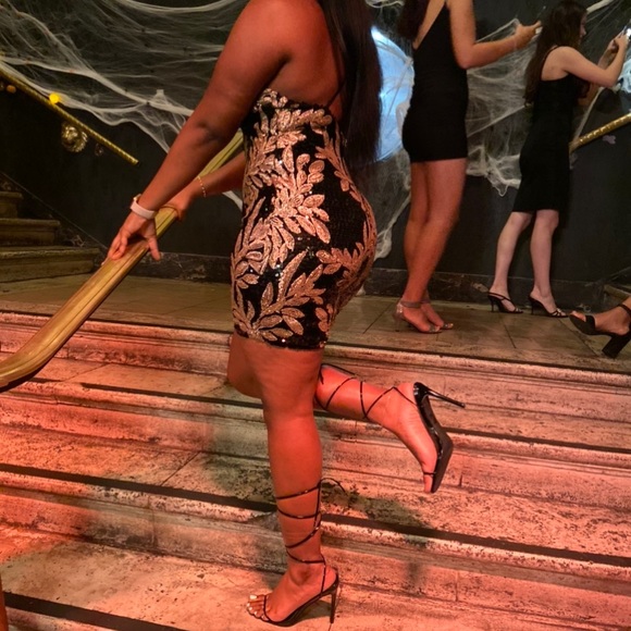 Curve Hugging Sequin Dress - Picture 2 of 7